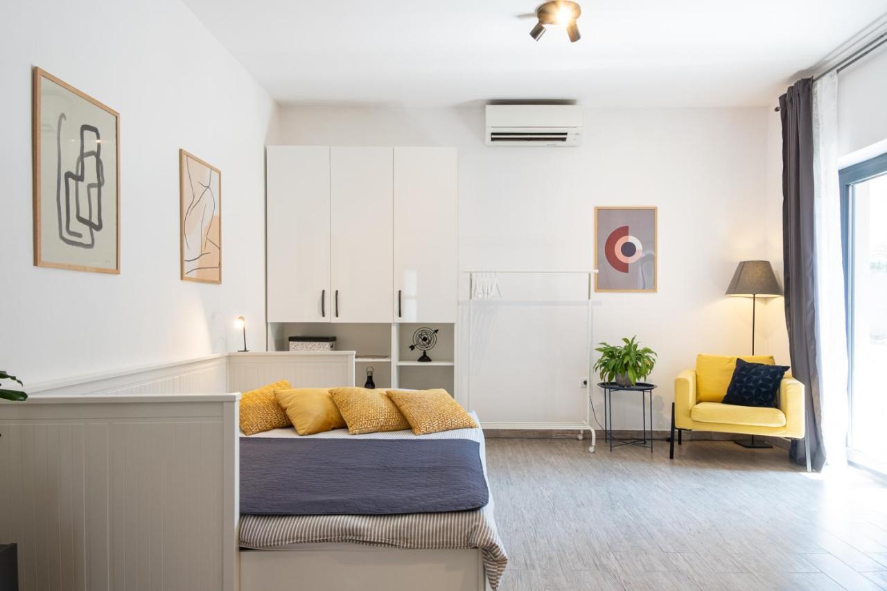 Studio Apartment Les - 4 Min Walk From Amphiteatre Pula Bagian luar foto